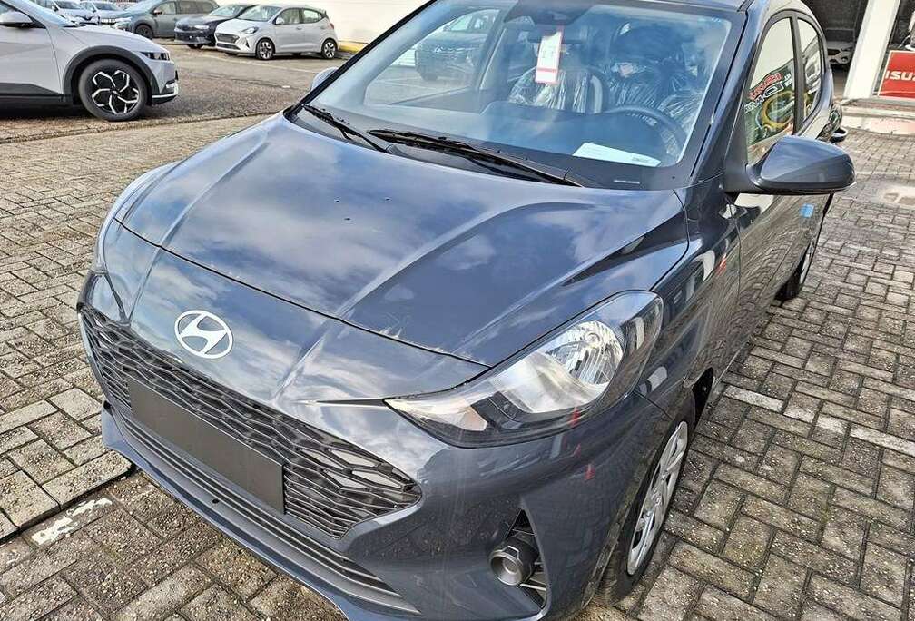 Hyundai First Edition 1.0CC 67PK Automaat