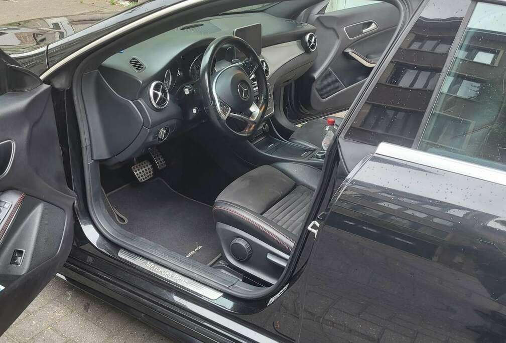 Mercedes-Benz Shooting Brake (CDI) d 4Matic 7G-DCT AMG Line