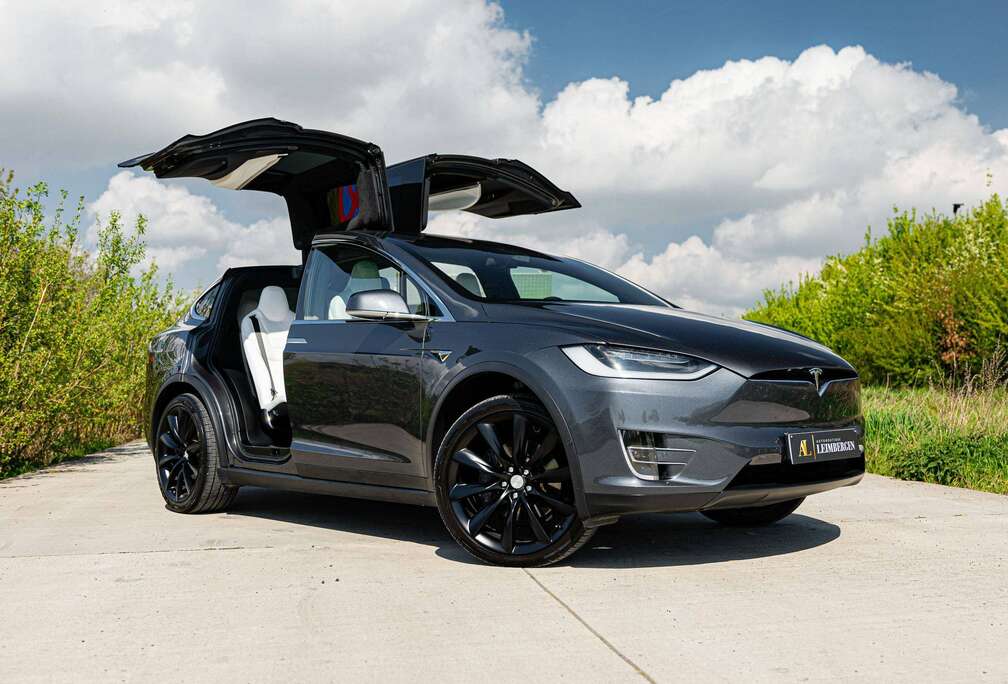 Tesla 100D (100 kWh) Dual Motor / 6-seats / 22 Inch Onyx Wheels / White Interior / Autopilot