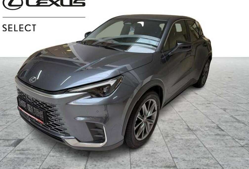 Lexus 1.5 HYB ELEGANT