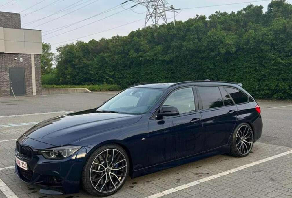 BMW 330d Touring Sport-Aut. Blue Performance Sport Lin