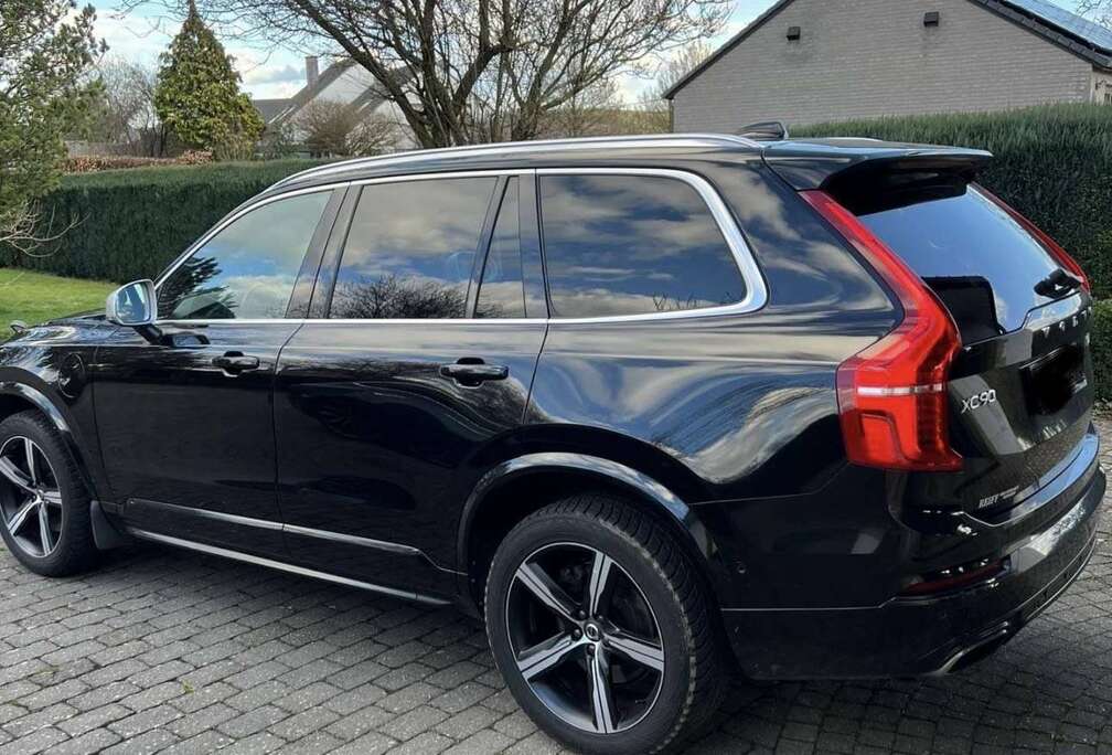 Volvo T8 AWD Twin Engine Geartronic RDesign