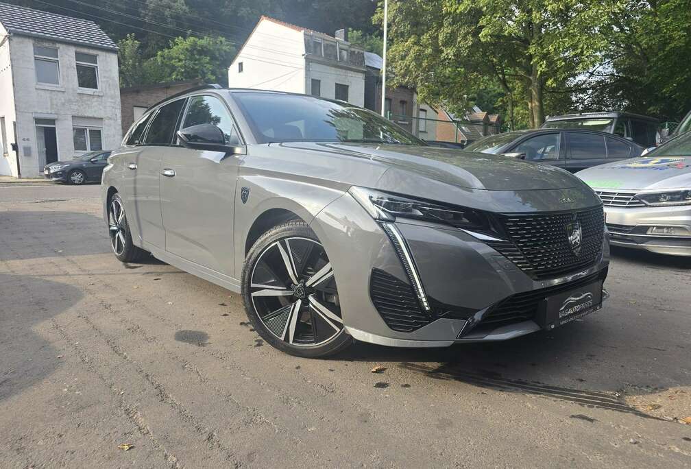 Peugeot SW 1.6 Hybrid GT*FULL LED*CARPLAY*NAVI*KEYLESS