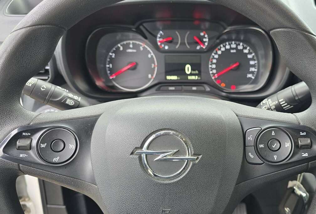 Opel 1.5 TD 136 CV 3 PL. UTILITAIRE GPS- CAMERA -TELEPHONE 10.750 €+T.V.A. GARANTIE 12 MOIS
