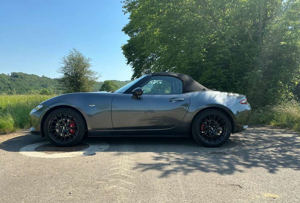 Mazda MX-5 2.0i Skyactiv-G Homura
