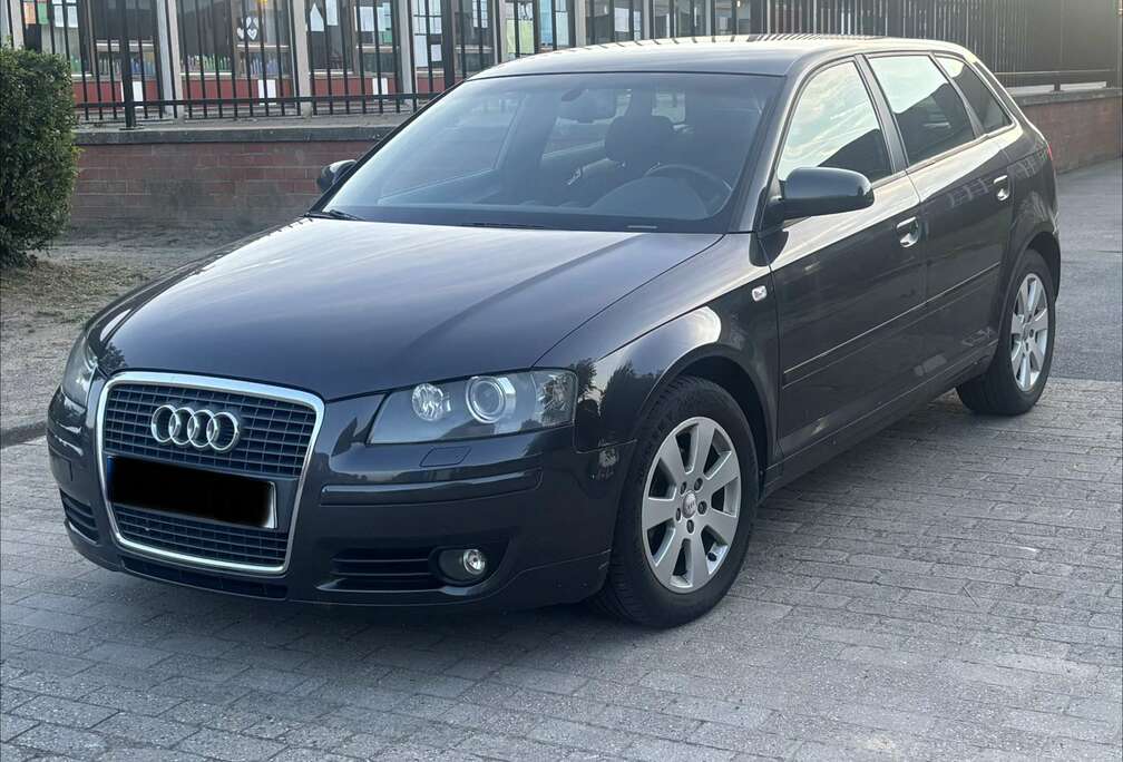 Audi 1.6i Ambition