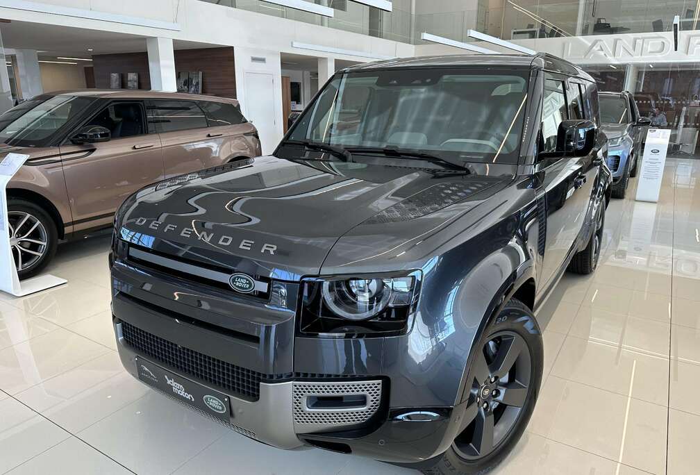 Land Rover 130 D300 X-Dyn SE 8 seats