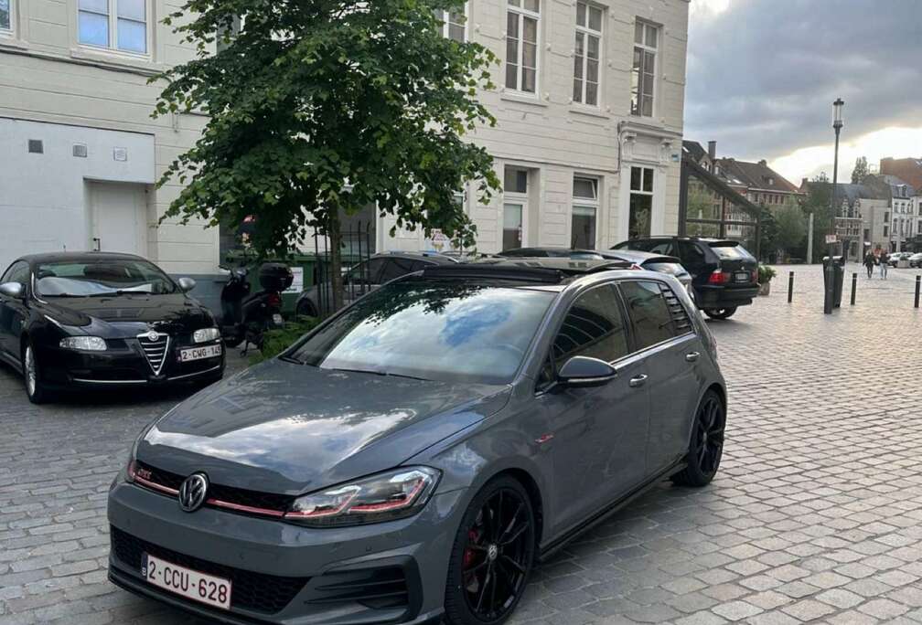 Volkswagen GTI TCR/Akrapovic/Panodak/Cruise control… 290pk