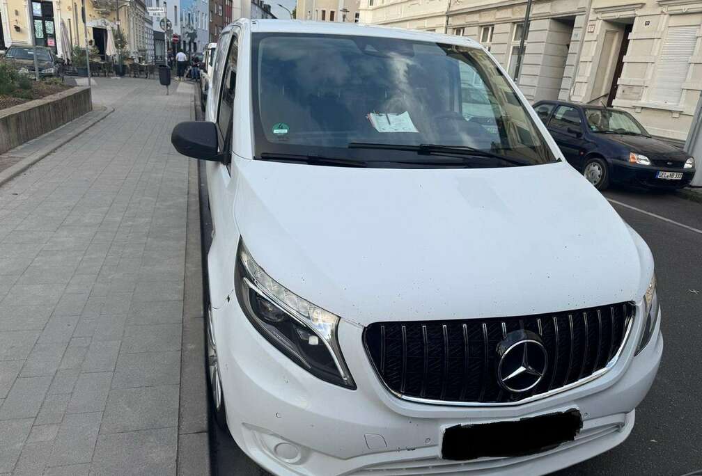 Mercedes-Benz Vito 111 CDI Extralang Mixto