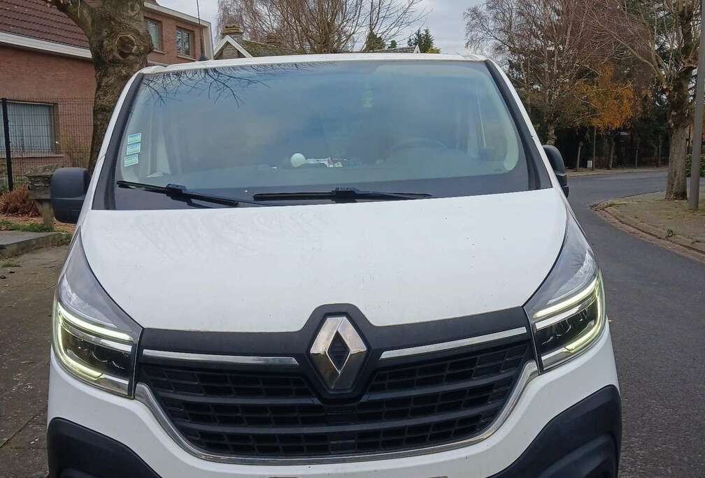 Renault 2.0 dCi 29 L1H1 Grand Confort