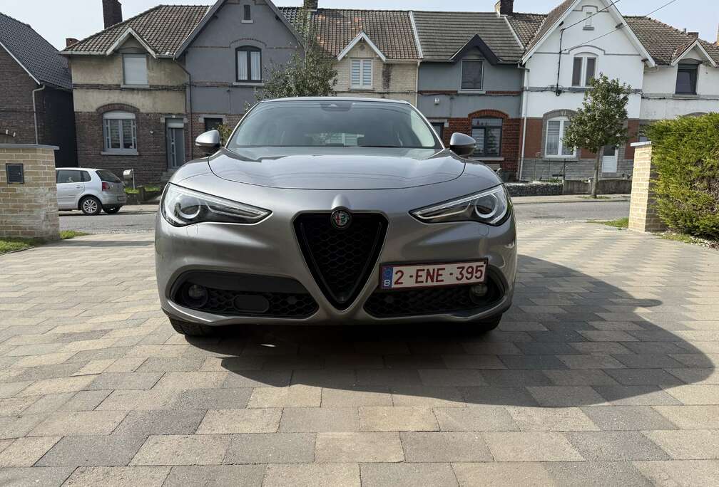 Alfa Romeo 2.2 JTD Super