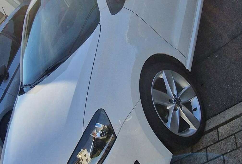 Volkswagen 1.2i White Edition