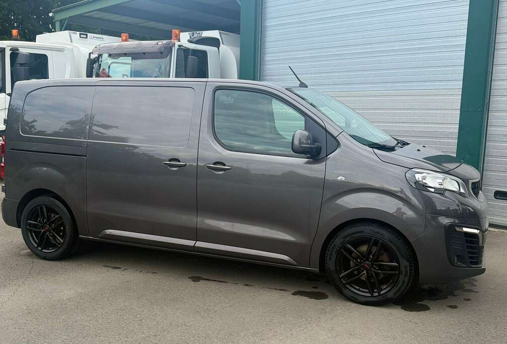 Peugeot 2.0 BlueHDi L2 Standard Premium S