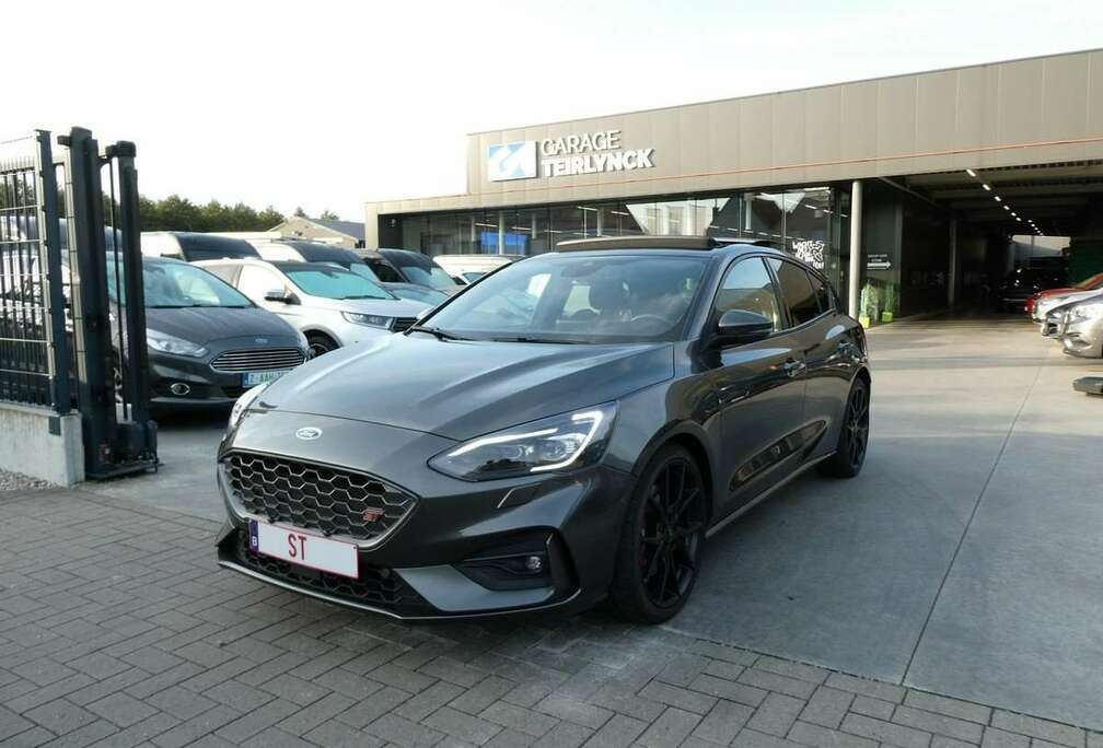 Ford 5d ST 2.3 i 280pk Lichte Vracht BTW Pano (21062)