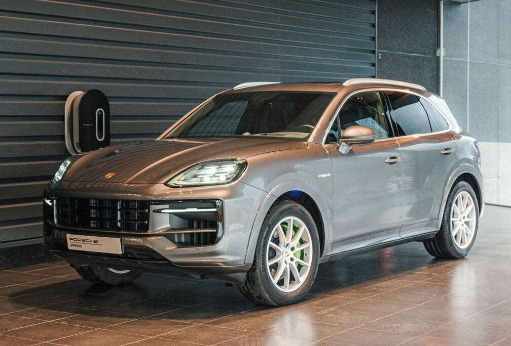 Porsche Cayenne E-Hybrid (MY24)