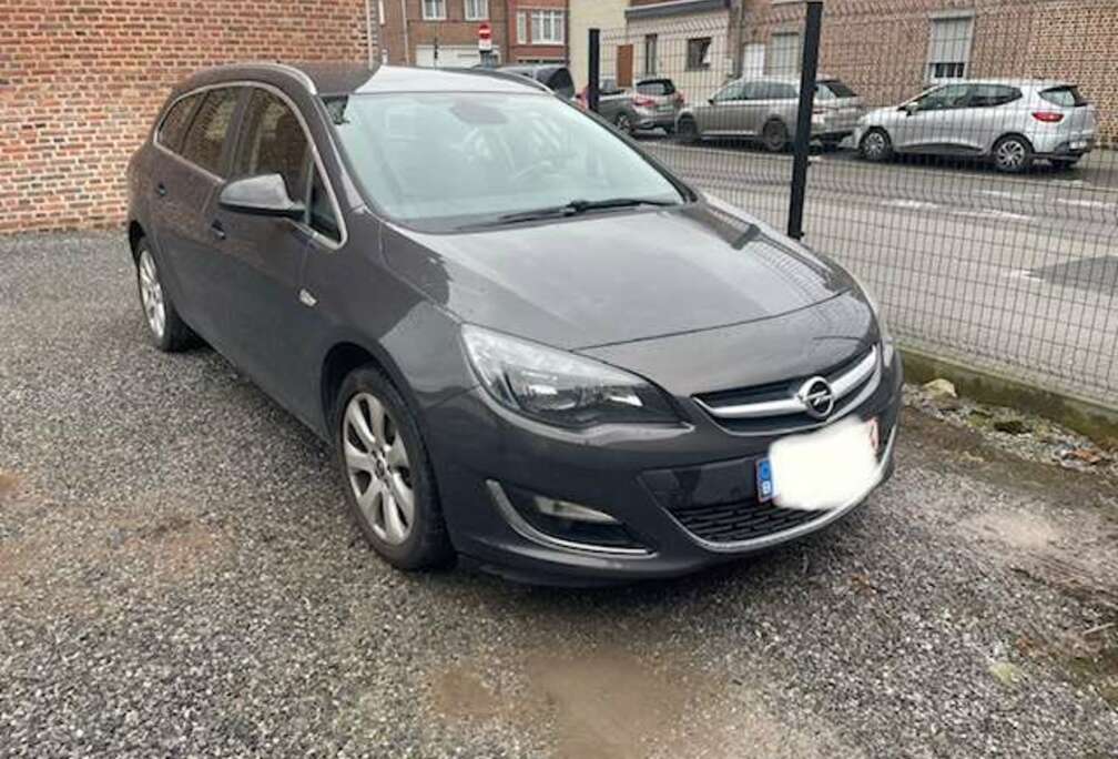 Opel Astra Sports Tourer 1.4 Turbo Design Edition
