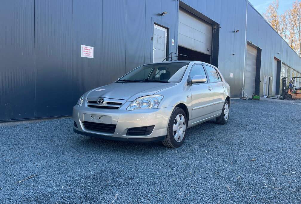 Toyota 1.6i VVT-i 16v Linea Luna