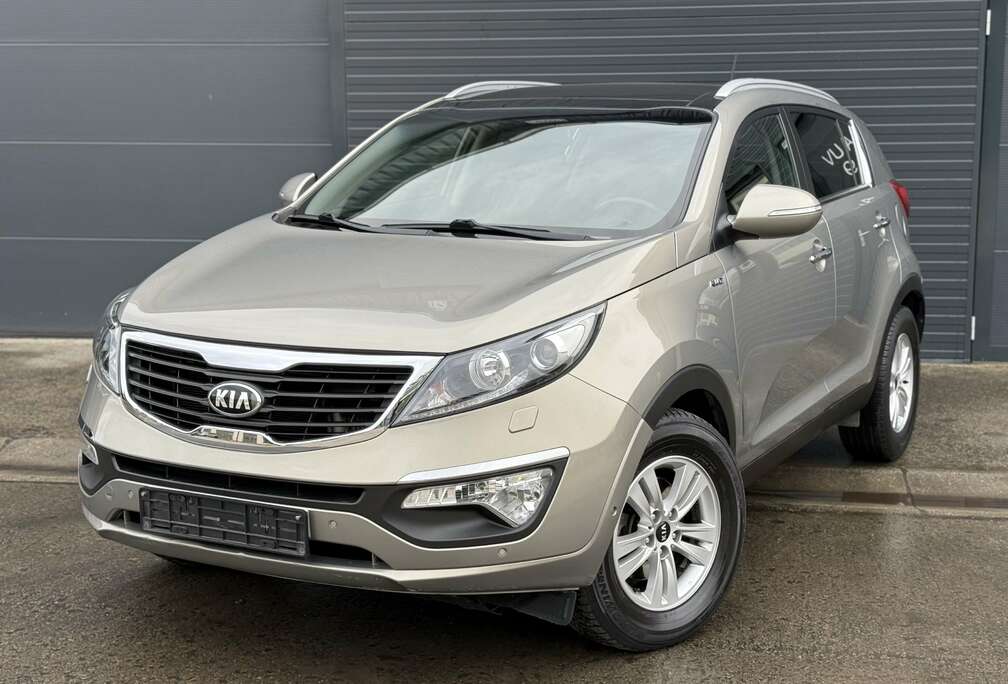 Kia 2.0 CRDi 4WD ** TOIT OUVRANT ** XÉNON ** NAVI **