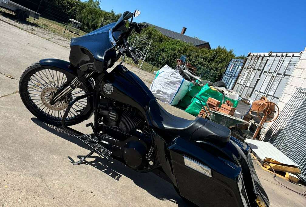 Custom bagger