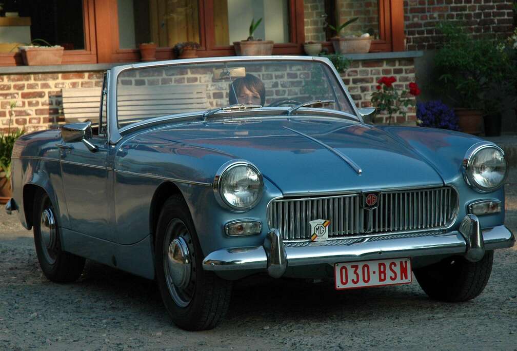 MG