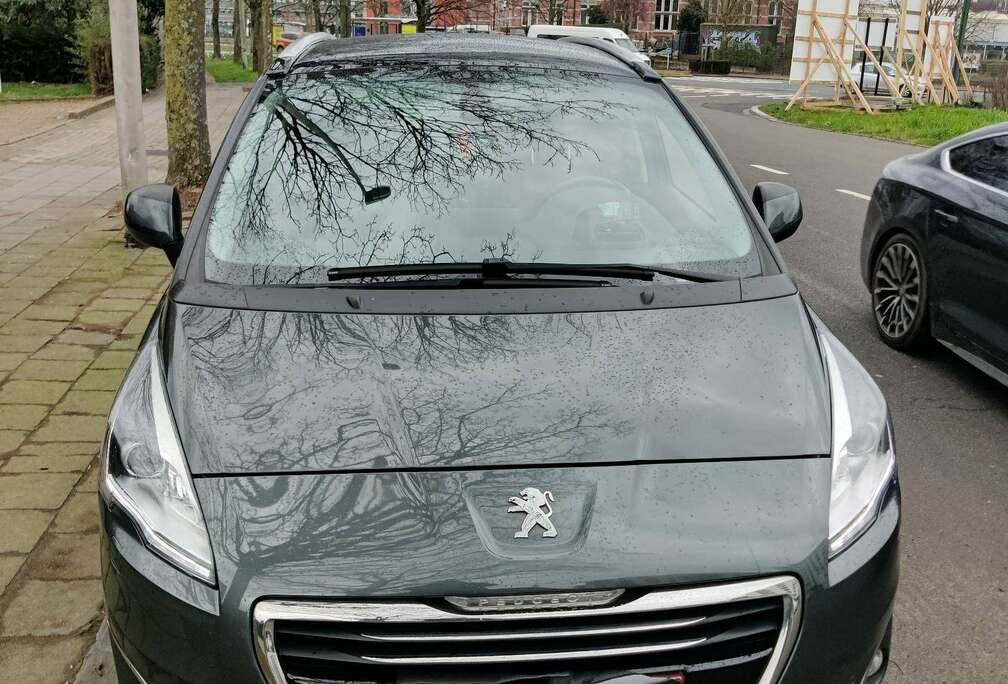 Peugeot 5008 1.6 HDi Premium Plus FAP BMP