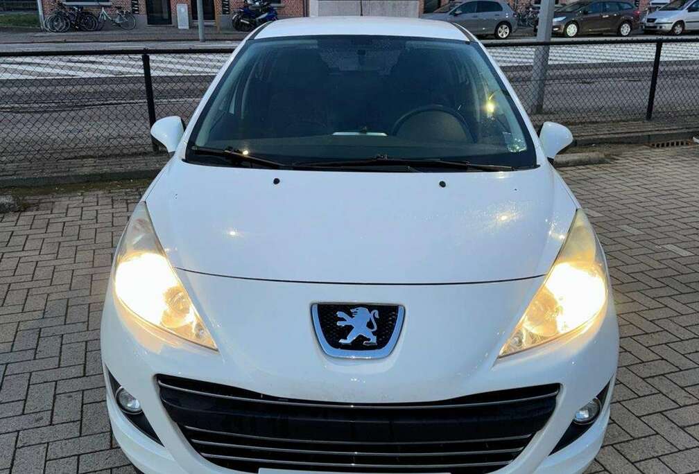 Peugeot 90 HDi FAP (Blue Lion) 98G