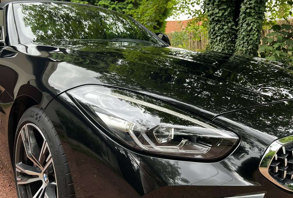 BMW BMW Z4 sDrive20i // M-PACK // FULL OPTIONS