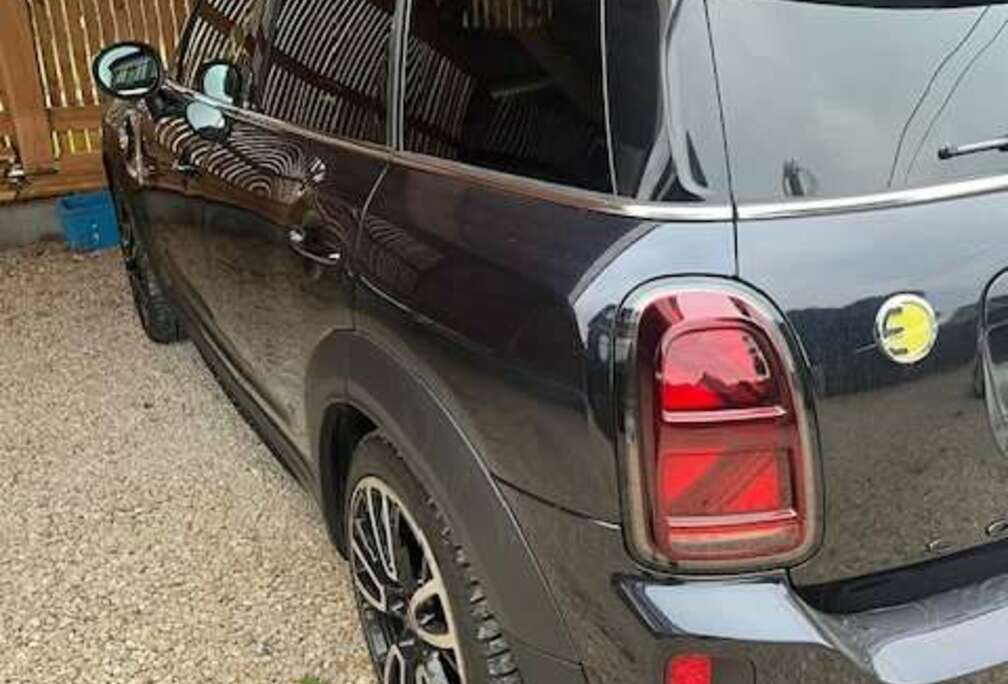 MINI Mini Countryman 1.5A PHEV Cooper SE ALL4 (EU6d-T.)