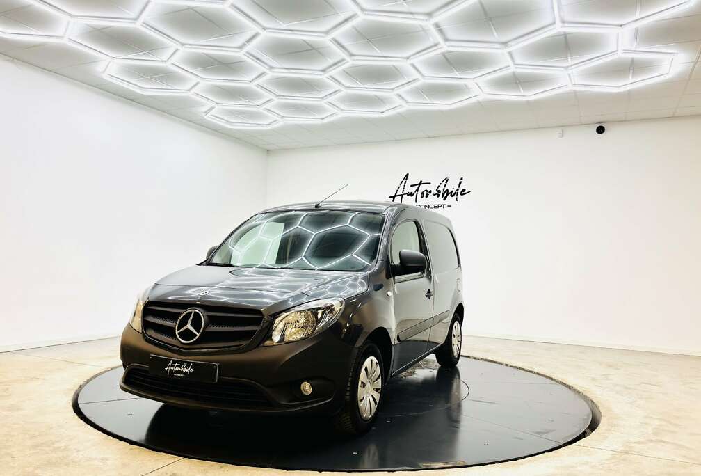 Mercedes-Benz 1AN GARANTIETVA DÉDUCTIBLEUTILITAIREEURO 6d