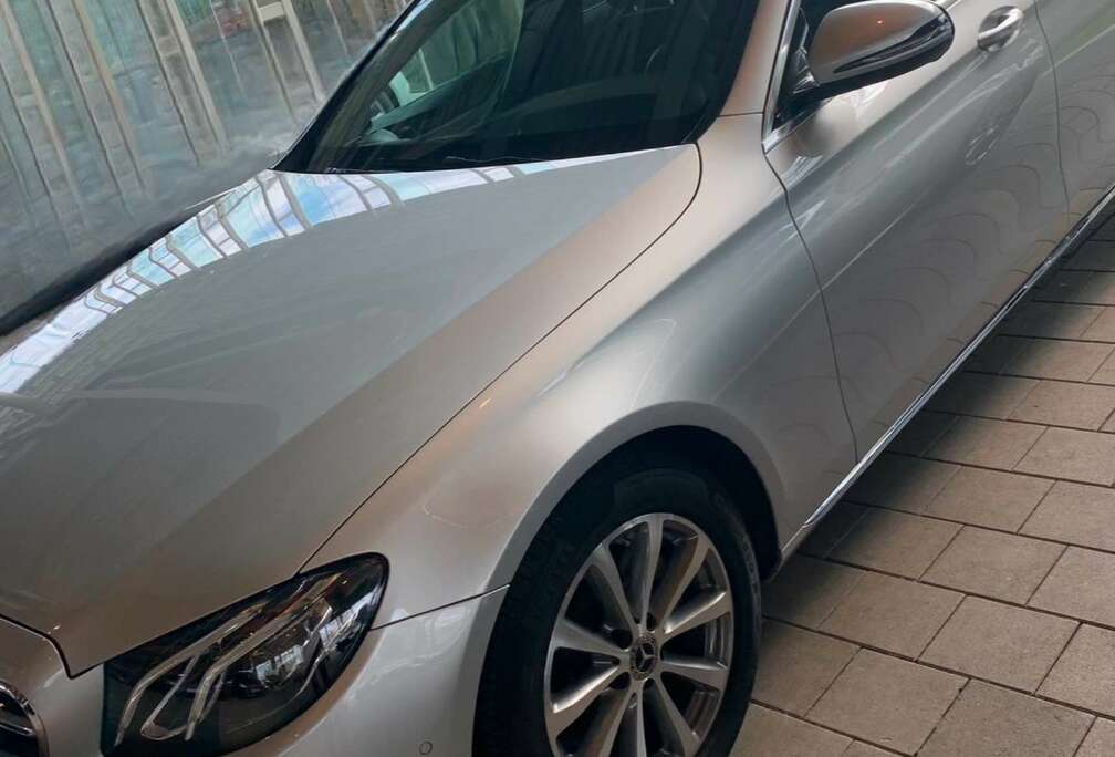 Mercedes-Benz MERCEDES E 220 d Business Solution