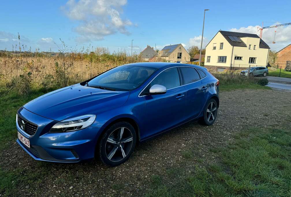 Volvo V40 D2 Geartronic RDesign