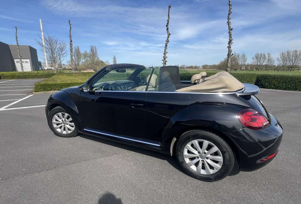 Volkswagen Beetle Cabriolet 1.2 TSI Design