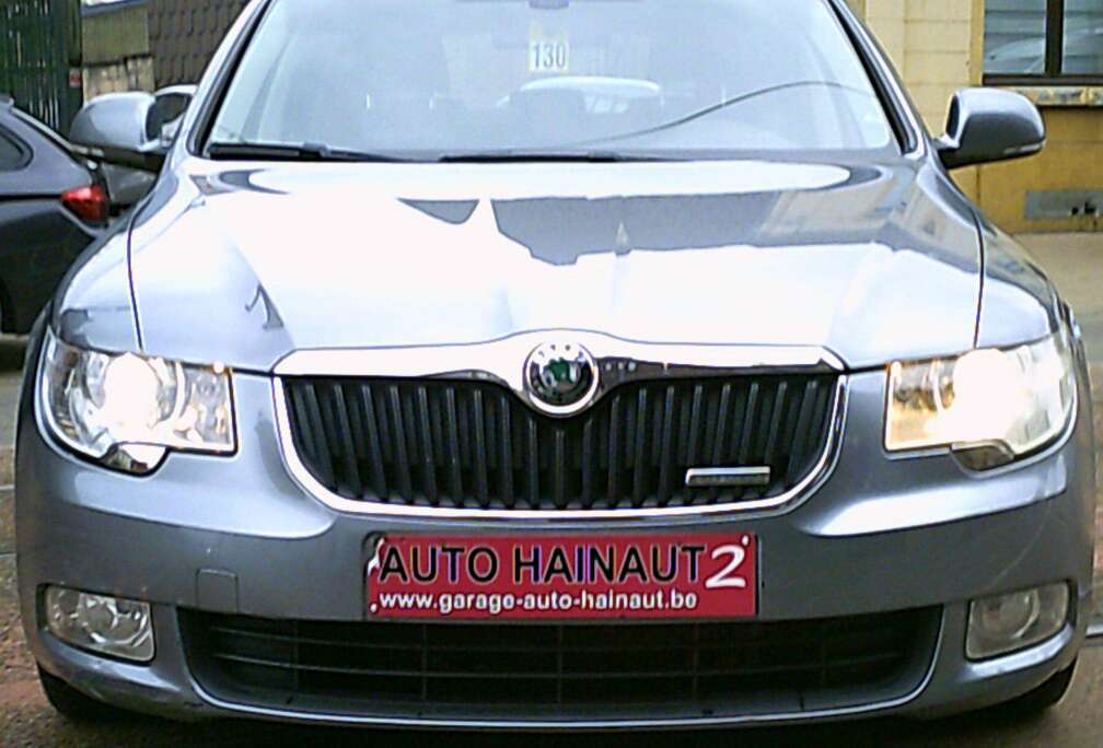 Skoda Superb SW 1.6 CR TDi Ambition DPF