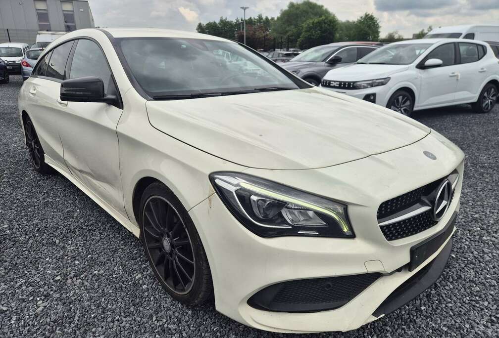 Mercedes-Benz d Shooting Break AMG Line / Camera / Navigation /