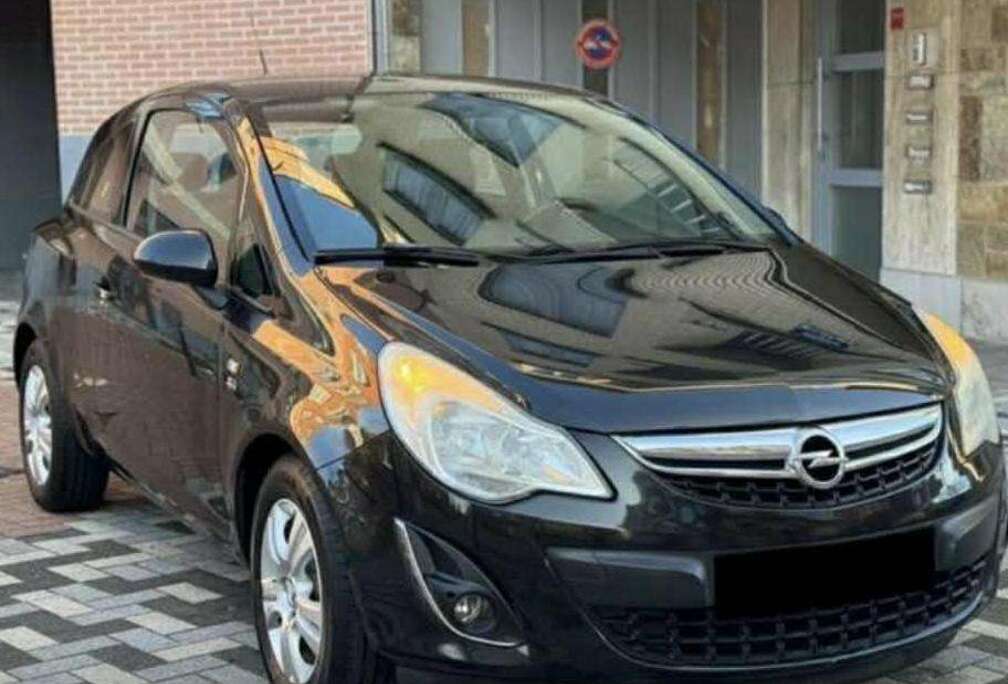Opel Corsa 1.0i Enjoy Active
