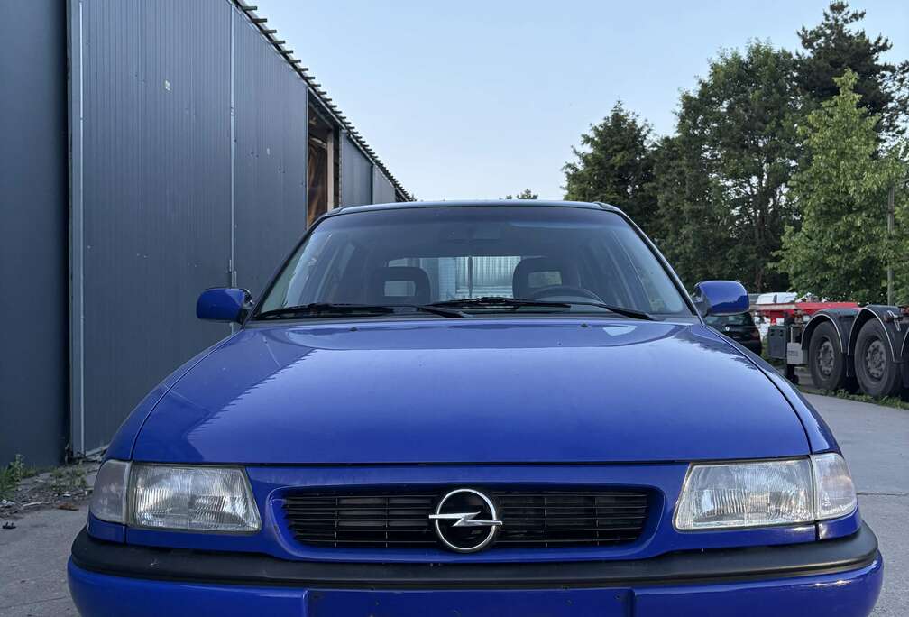 Opel 1.4i NZ GL