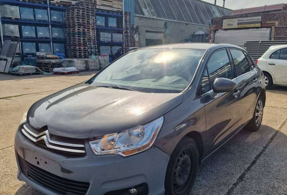 Citroen 1.4i VTi Vitamin // Voir photo + description