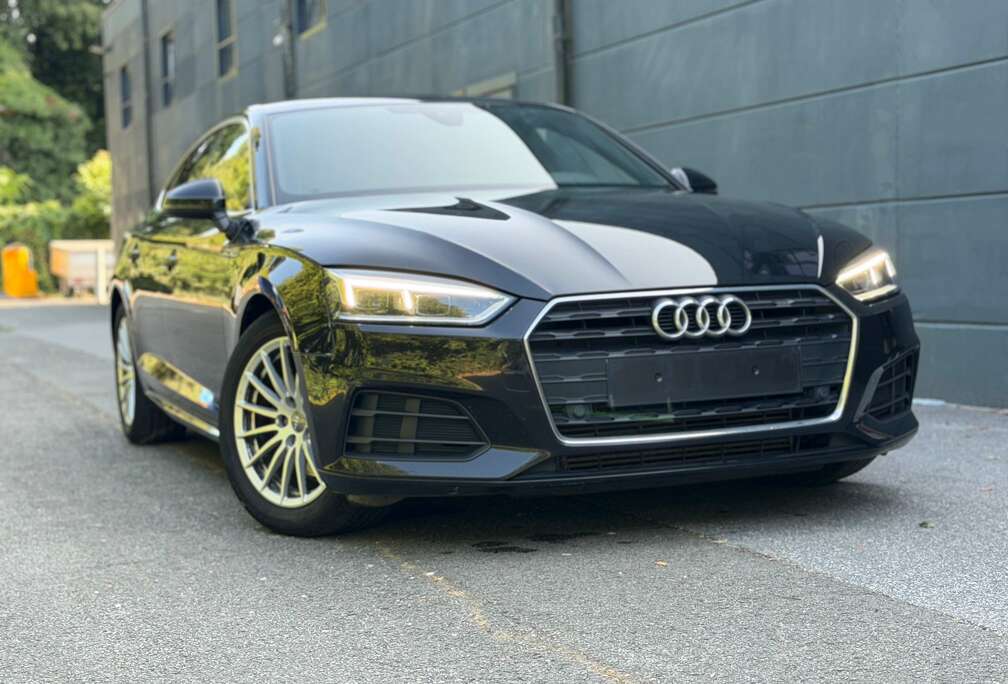 Audi A5 benzine-Automaat-Leder-Led-Navi-Camera-92000km