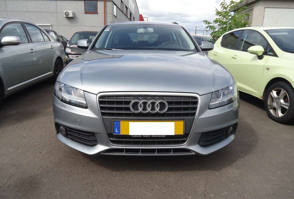 Audi A4 Avant 2.0 TDi Quattro Start/Stop DPF