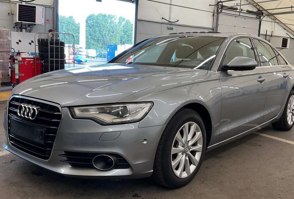 Audi 2.0 TDi  Multitronic Toit ouvrant 122000km NEUVE