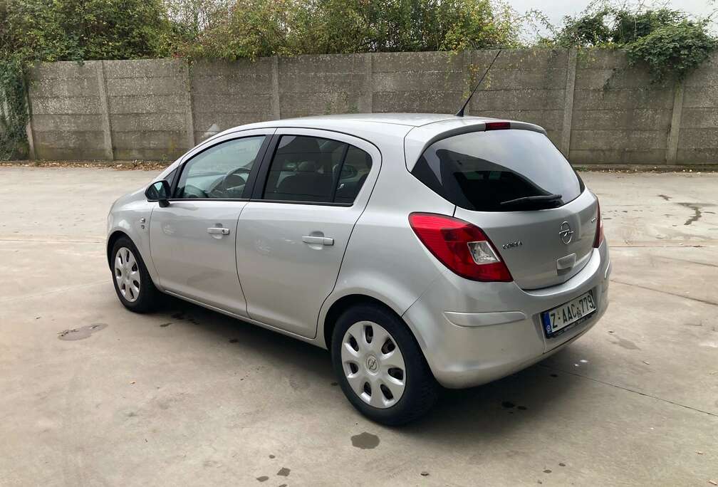 Opel 1.2 benzine 10/2010 met 102000km*Garantie*EURO 5*