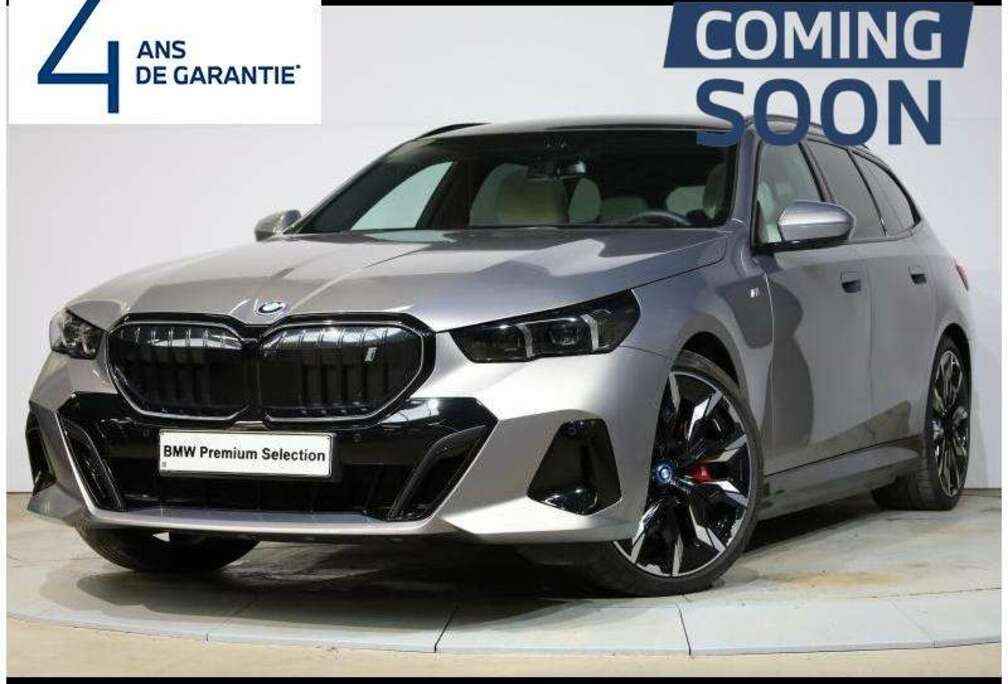 BMW eDrive40 Touring Kit M Sport