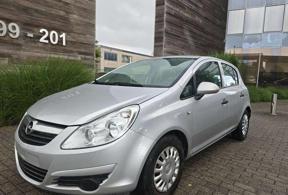 Opel Corsa 1.2i/ 1 propriétaire/ carnet d\'entretien