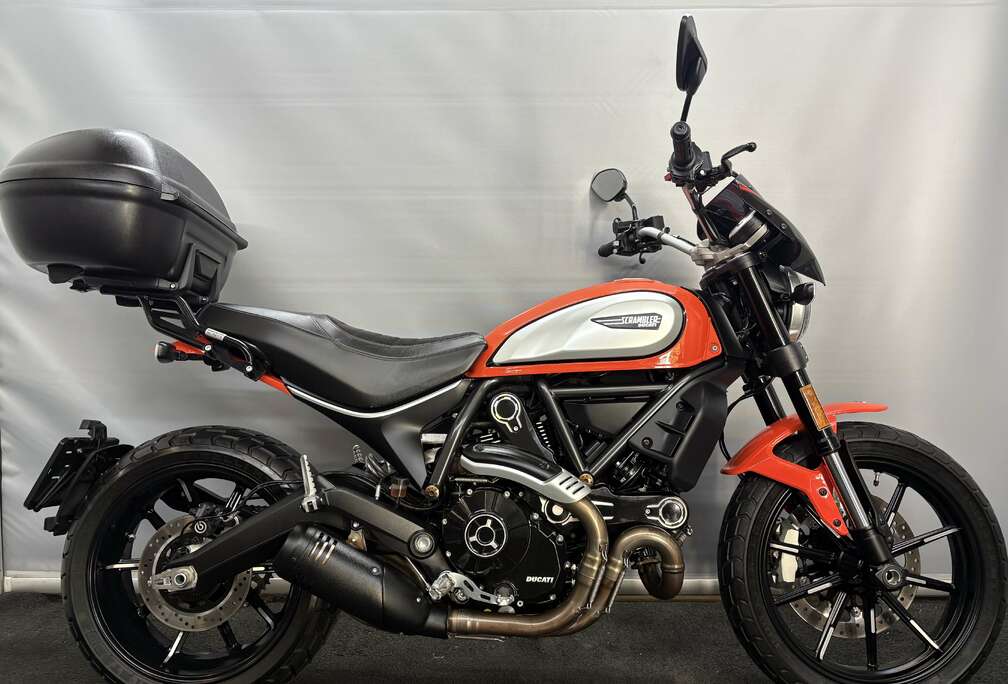 DUCATI SCRAMBLER 800 *** garantie ***