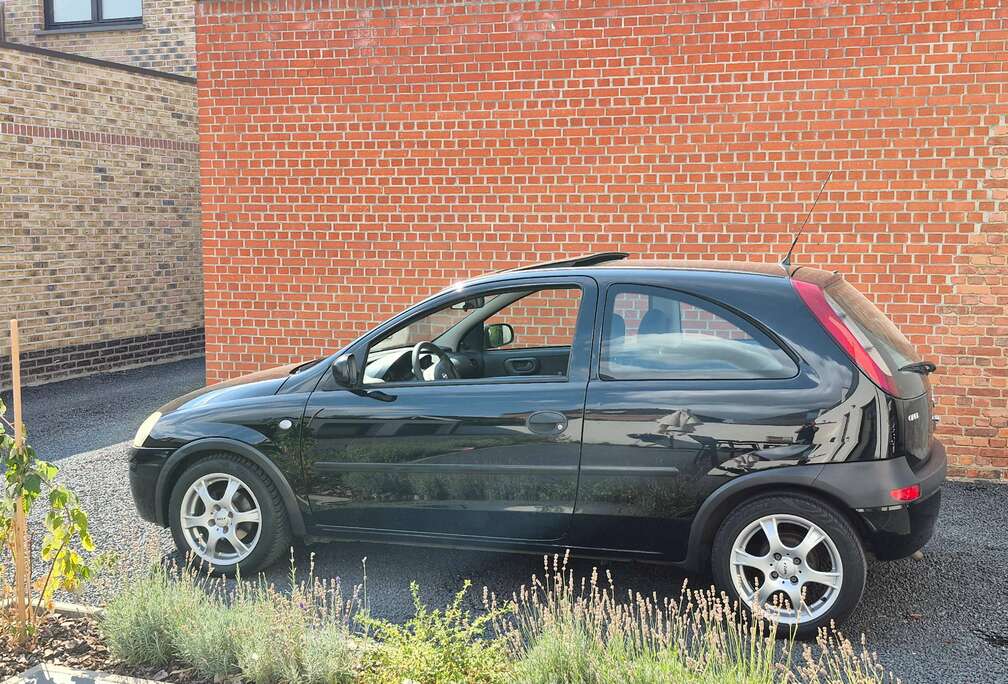 Opel 1.0i XE 12v Business (Fleet)