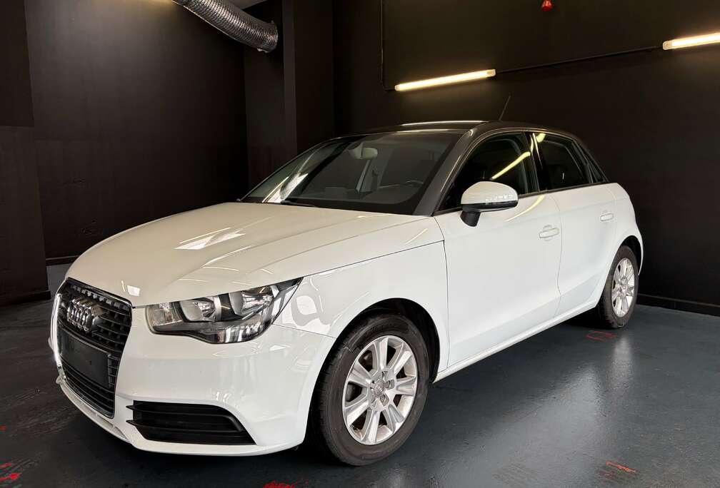 Audi A1 Sportback 1.6 TDi Attraction.                                                                     ✅GARANTIE 1AN