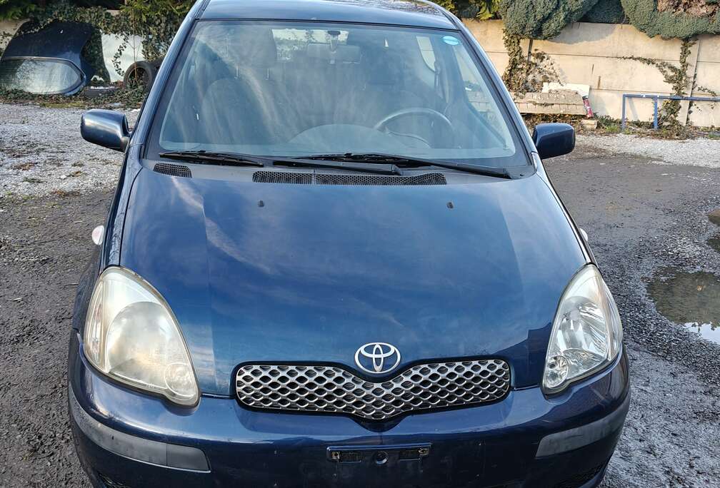 Toyota Yaris 1.0i VVT-i 16v Linea Sol