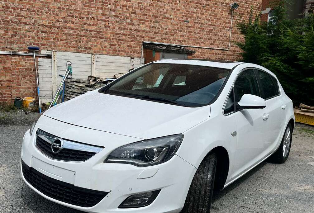 Opel 1.6 Turbo Sport