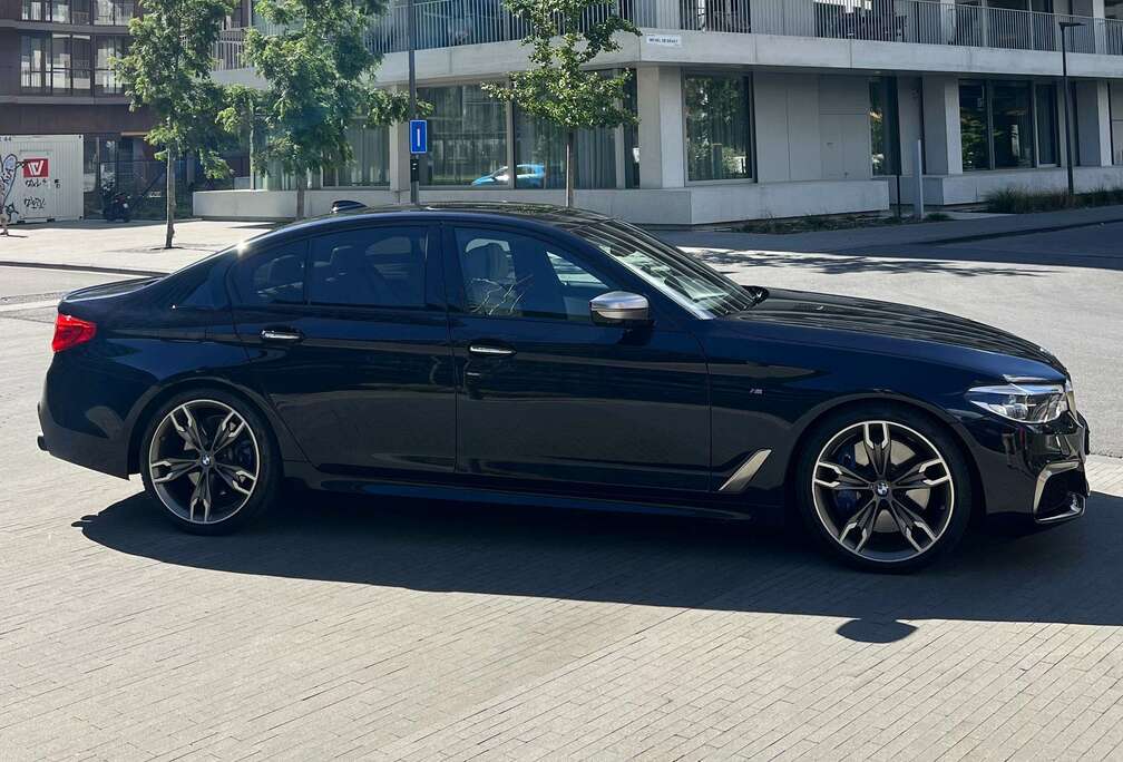 BMW M550i xDrive