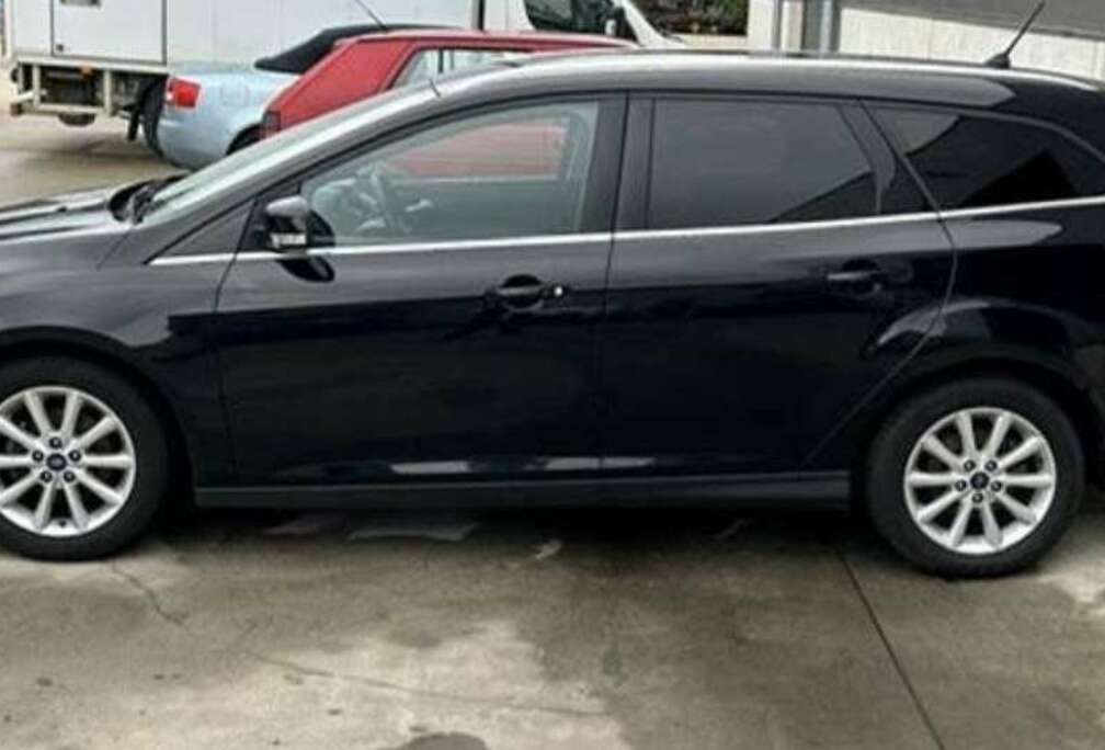 Ford 1.0 EcoBoost Titanium